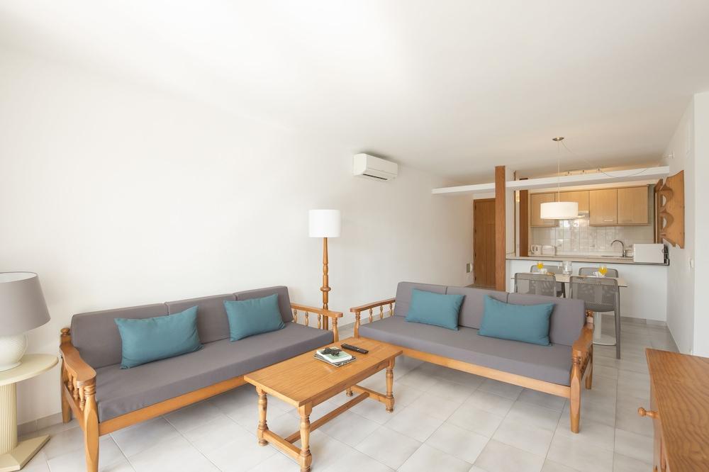 Apartment Cabot Velas